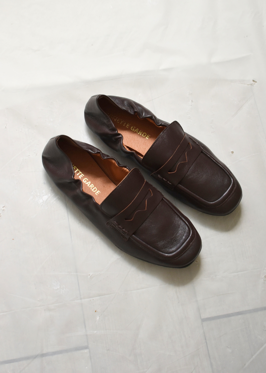 Mocassins femme Luce marron profond en cuir avec arrière élastiqué