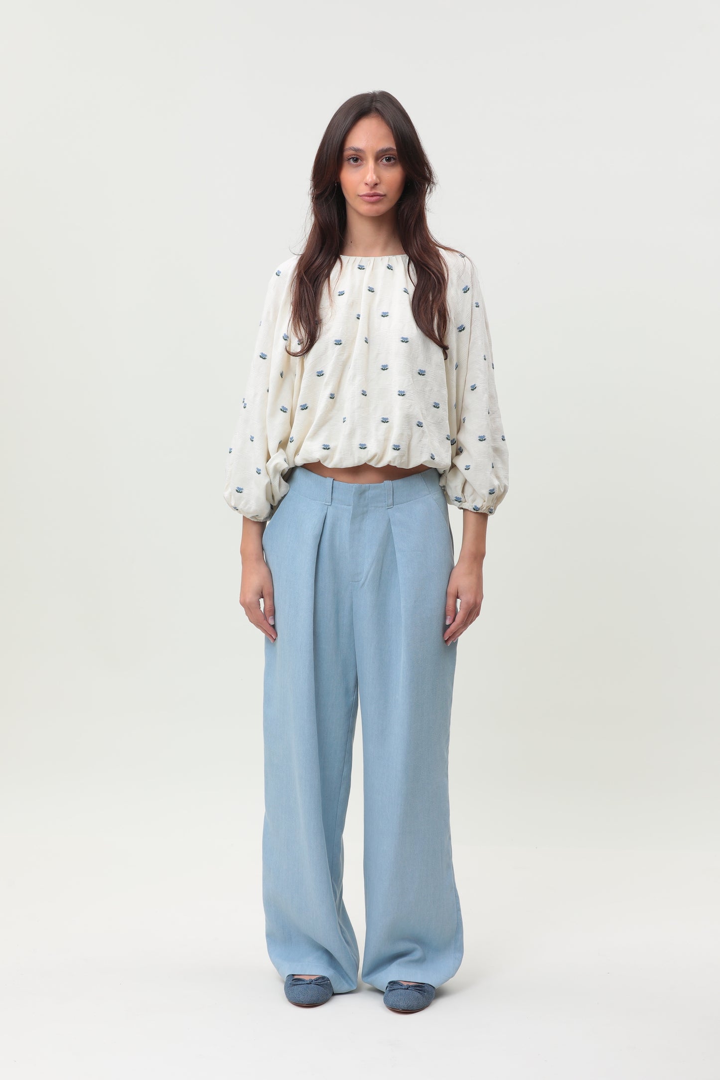 Lino Top - Embroidered White